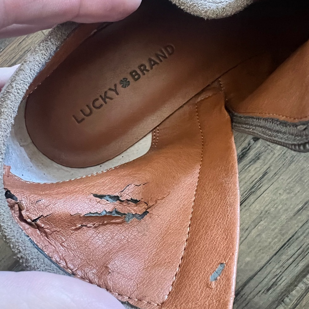 Lucky Brand Brekke Ankle Booties Suede Leather Tan Greige 12W Wide - Picture 6 of 7